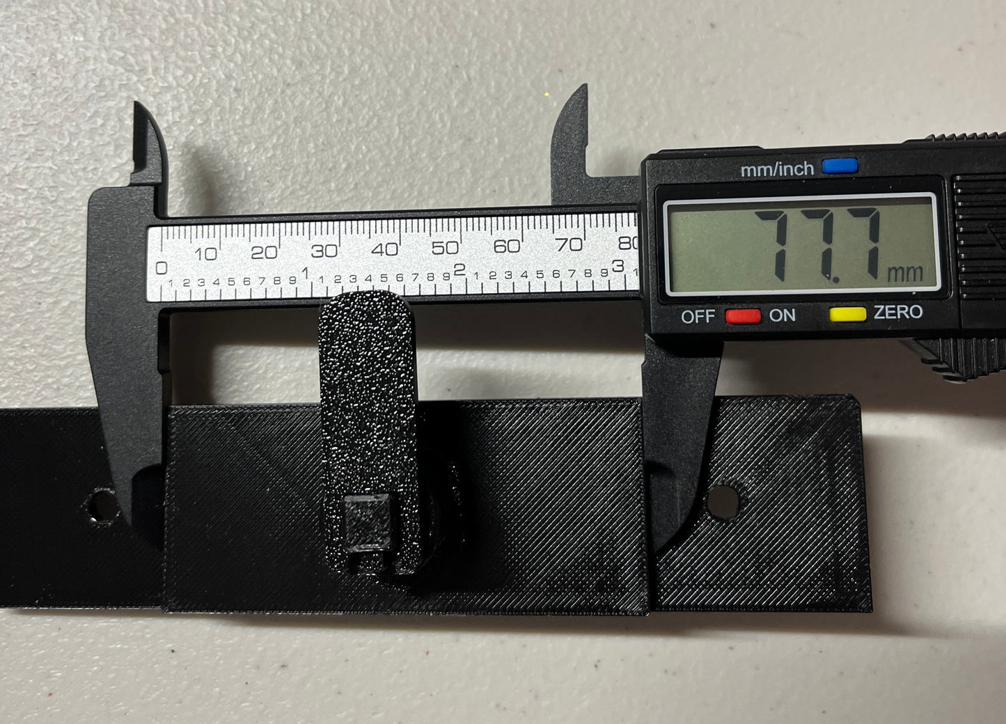 Data East / Sega / Some Stern - Backbox lock plate - 3D printed - Replaces 535-5860-00