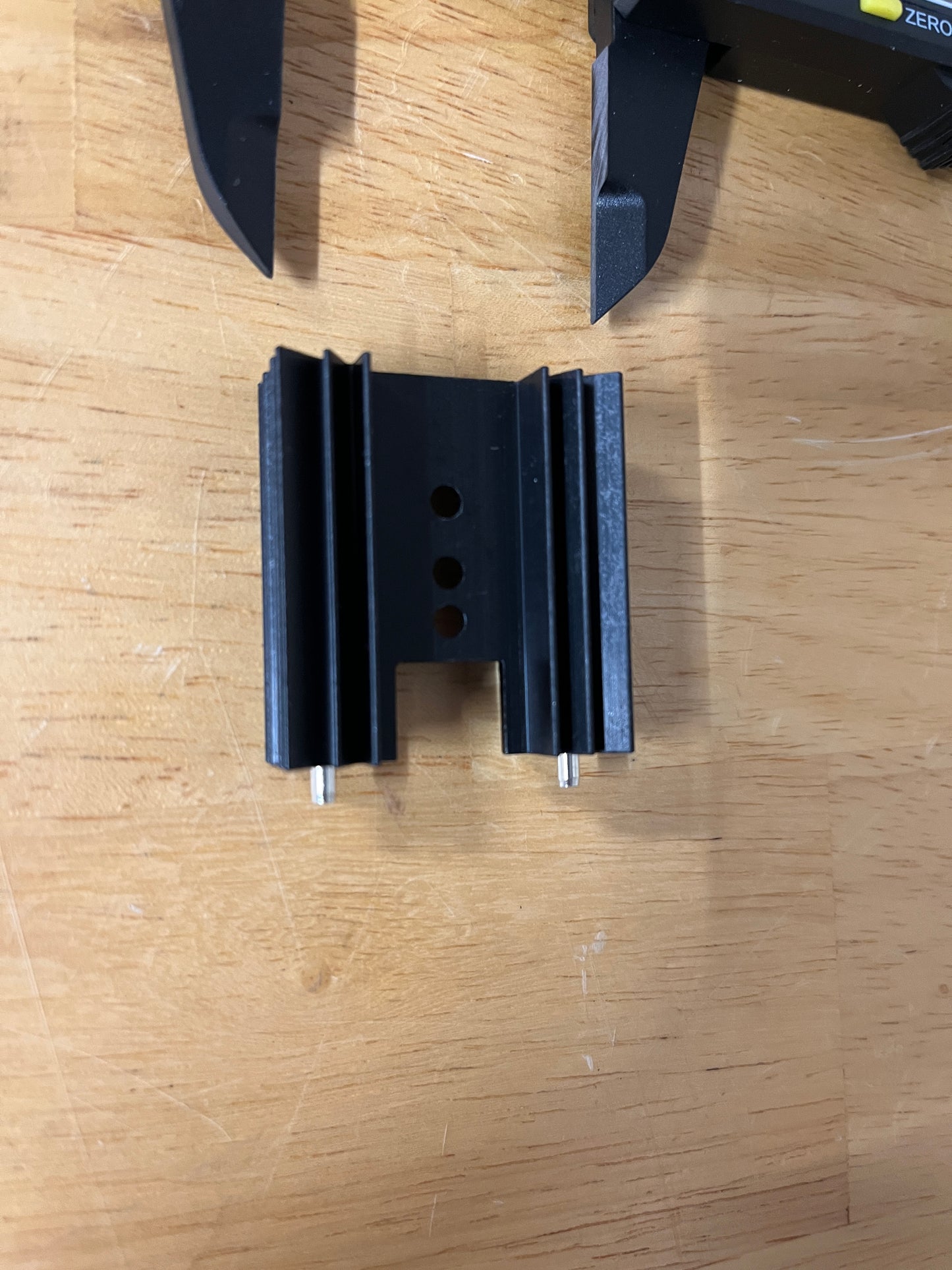 AAVID 531102 Vertical Extruded Heat Sink with Radial Fins - Sega / Stern Whitestar