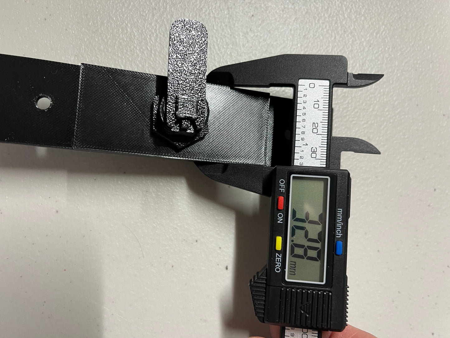 Data East / Sega / Some Stern - Backbox lock plate - 3D printed - Replaces 535-5860-00